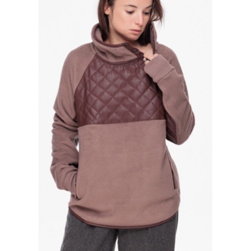 Abercrombie & Fitch NWT Asymmetrical Snap Quilted‎ Fleece Pullover Brown Sz Lg